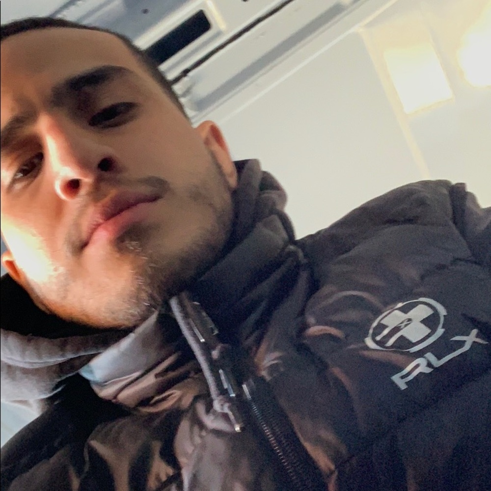 Meet your Posher, Steven